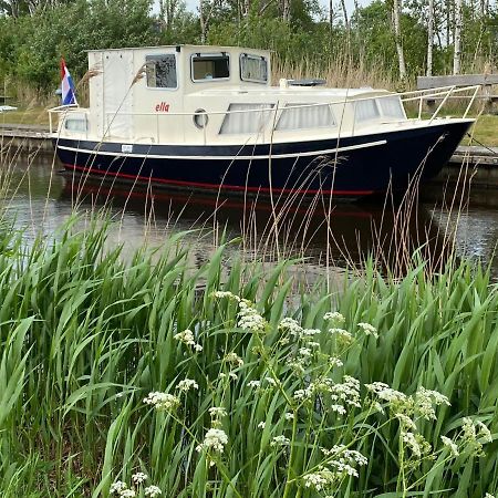 Boat Ella - Kamperen Op Het Water -Niet Om Mee Te Varen -Read Host Profile-Lees Hostprofiel Jutrijp Exterior foto