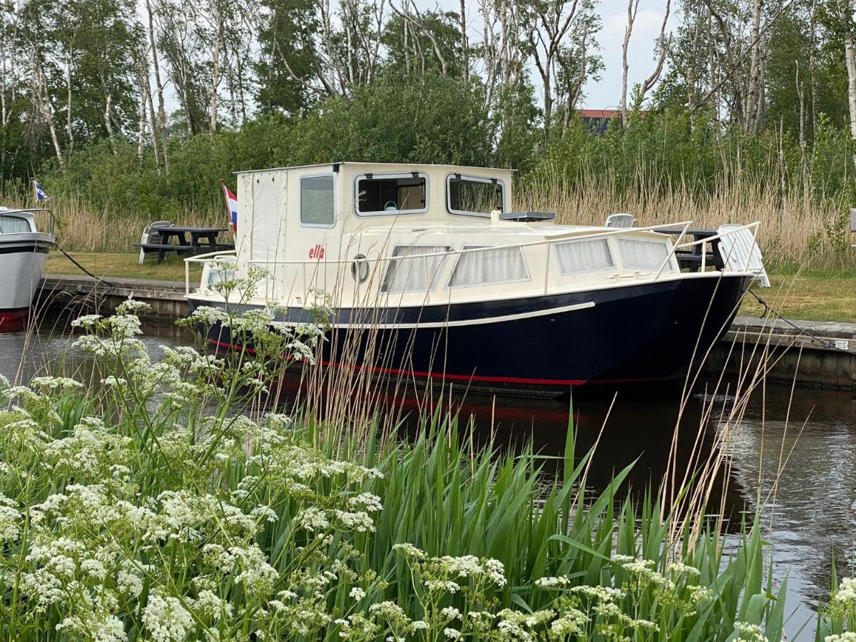 Boat Ella - Kamperen Op Het Water -Niet Om Mee Te Varen -Read Host Profile-Lees Hostprofiel Jutrijp Exterior foto